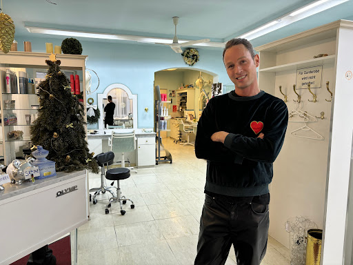 Friseursalon Alexander Dennes – Vienna
