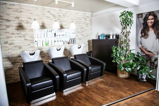 Jürgen Hladovskys KreHaarTiv – Ebreichsdorf