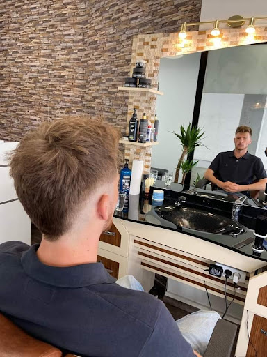 Friseur Anas Barber Shop ⭐⭐⭐⭐⭐ – Innsbruck