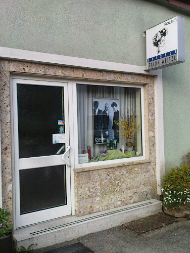 Frisiersalon Weitzl Parfümeriewarenhandel – Sankt Veit an der Gölsen