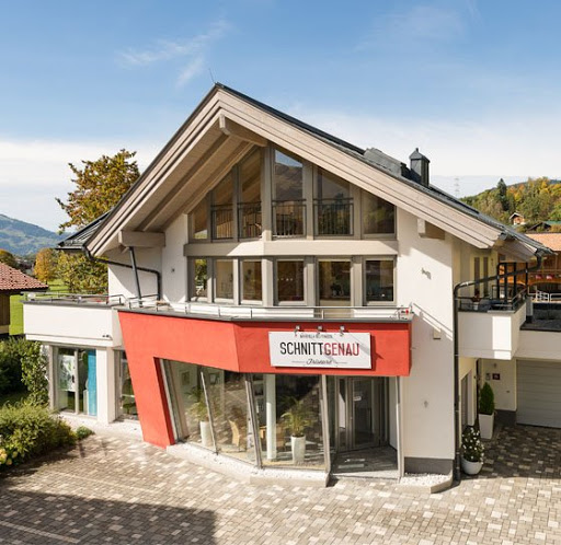 Schnittgenau Friseure – Manuela Deutinger – Maria Alm