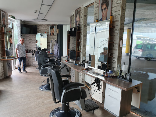 Max – Herrenfriseur – Sankt Johann