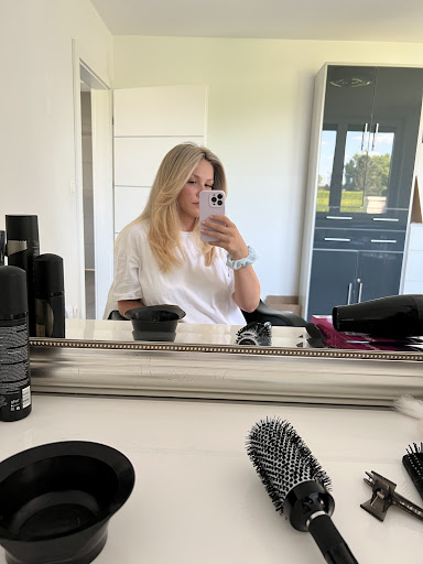 Meisterfriseurin Violeta Nicolae – Lanzendorf