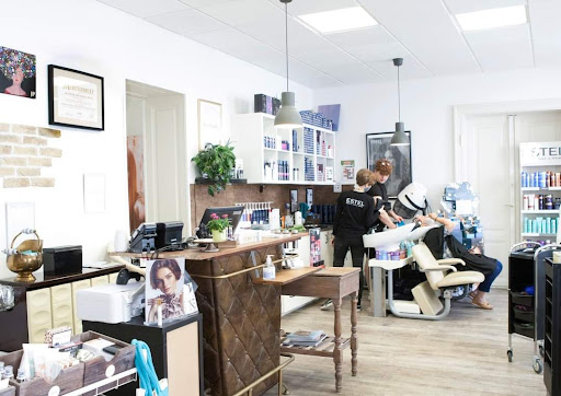 Just Perfect Hair & Make-up e.U. – Wolkersdorf