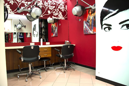 Hair Salon Er/Sie Simone Pöhli – Innsbruck