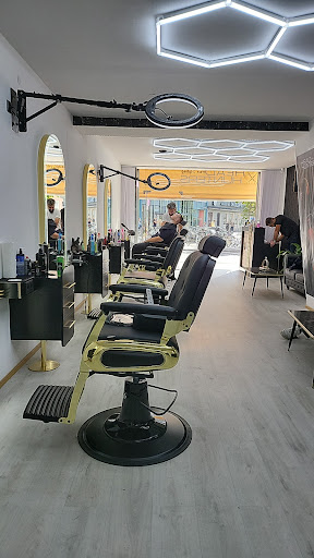 Head Hunters hair Styling – Graz