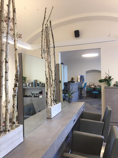 Haargalerie | Friseur, Nagelstudio, Make-up – Graz