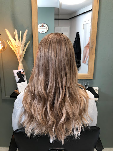 M.M hairstyle Melanie Maucha – Winzendorf-Muthmannsdorf