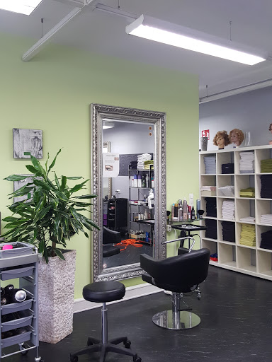 Sandy’s Haarstudio – Hard