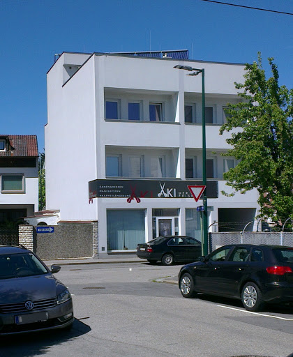 Aki hairdresser Wels – Wels