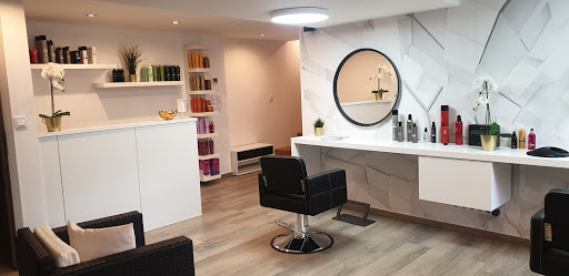 A|S Armutat Stefanie Friseur – Lößnitz