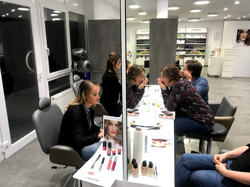Carolin Memmel Friseur-Make-Up – Wohlfühlen – Weiden in der Oberpfalz