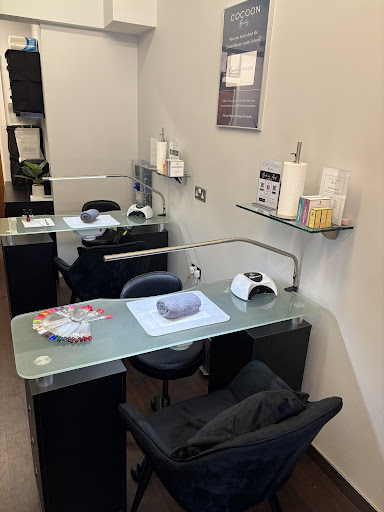 Cocoon Beauty – Reading