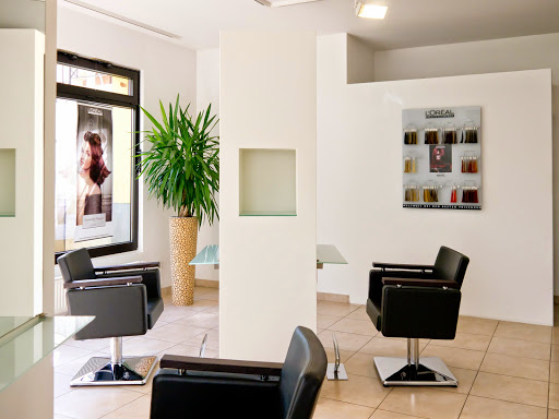 Concave hair stylists – Kronberg
