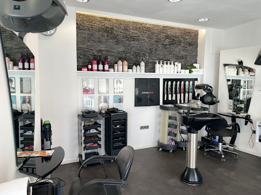 Creativ Coiffeur Doris | Friseur in Auersthal – Auersthal