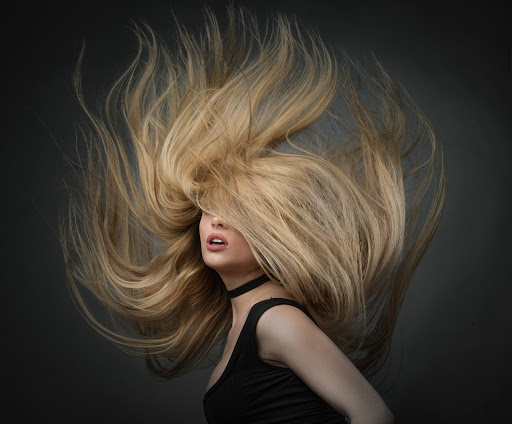 CUT AT HOME – Martina’s mobiler Friseursalon – General