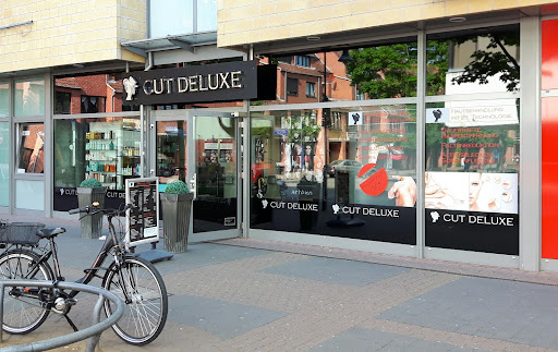 CUT DELUXE – Cologne