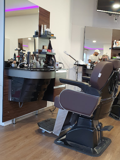 Delo’s Ladies & Barber – Königsbrunn