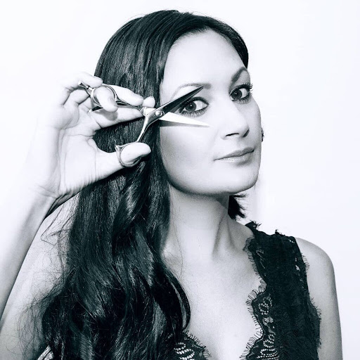 Der Salon – Ressmann Jasmin – Villach