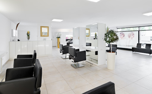 Exklusiv Coiffeur Friseur Haarverlängerung | Wien 22. Bezirk – Vienna