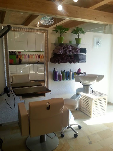 Friseur Herta Cassuhn – Seewalchen am Attersee