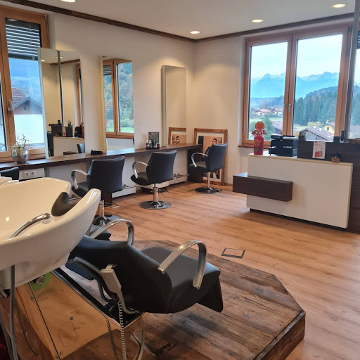 Friseur Kamm In – Kerstin Schwarz – Adnet