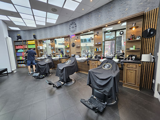 Friseur Royal Schere – Frankfurt am Main