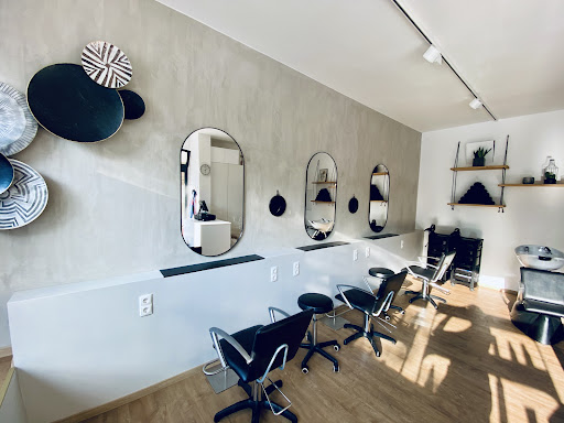 Friseursalon Coiffure Velly Innsbruck – Innsbruck