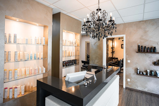 Friseursalon Haarscharf 46 – Neuburg an der Kammel