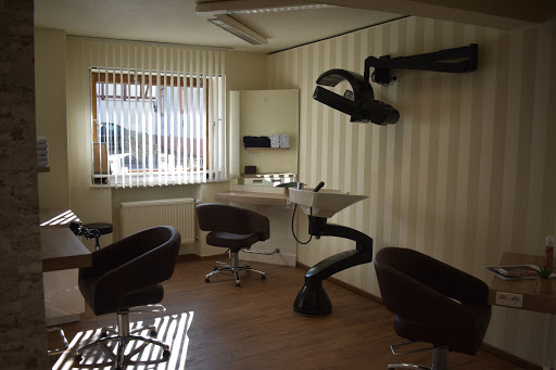 Friseursalon Monika – Mülheim (Moselle)