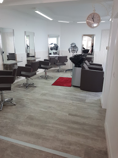Friseursalon Sarah Soriano – Linden