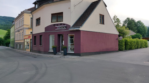 Frisör Geraldine Diem – Kirchberg am Wechsel