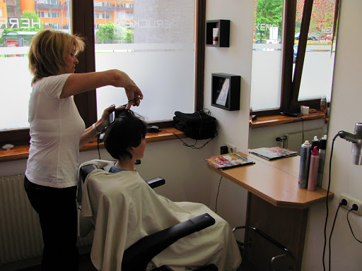 Frisör und Perückenmacher Wanko Margit – Krems an der Donau