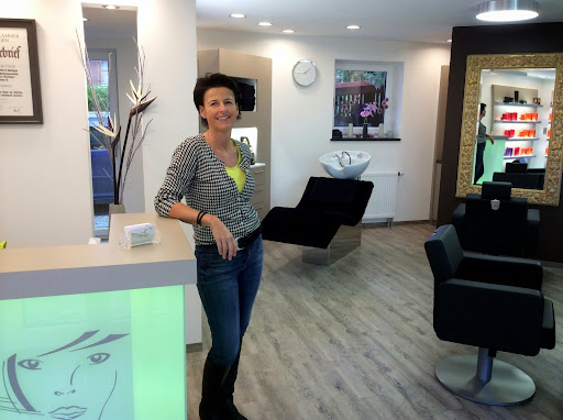 FRISUREN ART, Martina Scheel – Petersdorf