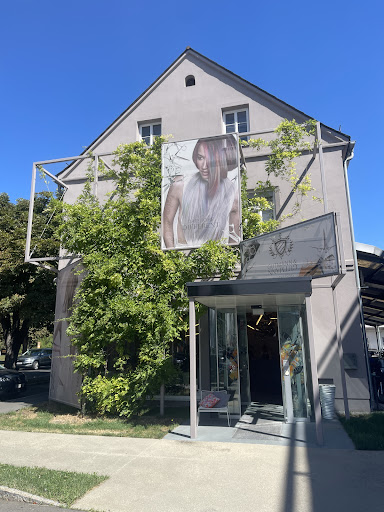 Gutmann & Gutmann Hairdressing – Stadtzentrum