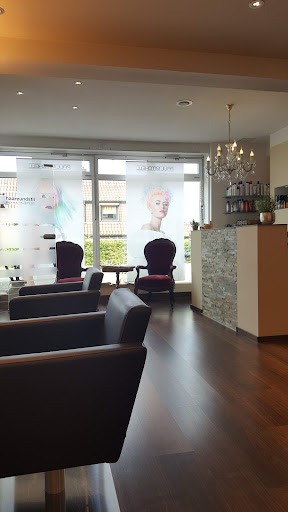 Haare und Stil – Stuttgart