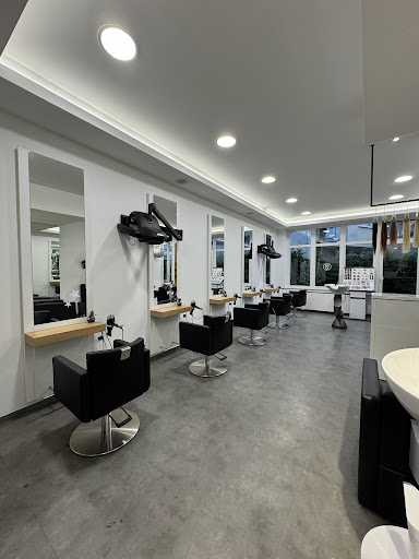 HAAREXPERT | Friseur in Münster | Spezialisten für Extensions und Haarfarben – Münster