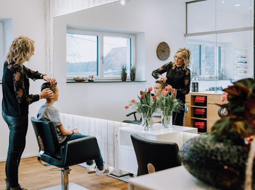 Haarstudio Simone – Natternbach