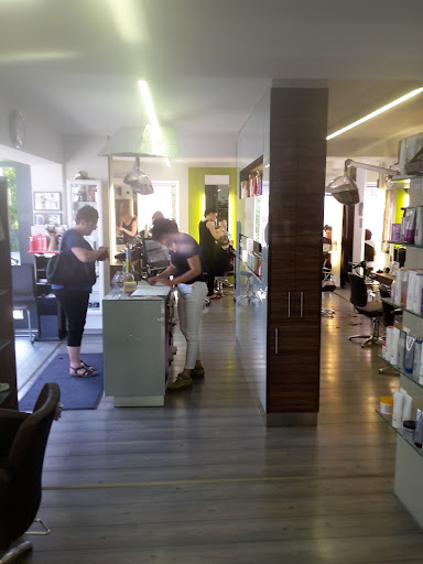 Haarteam Altenburger – Friseur Grödig – Grödig
