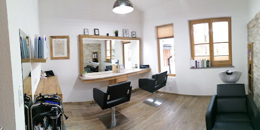 Hair & Make-up Verena Aster – Bad Goisern