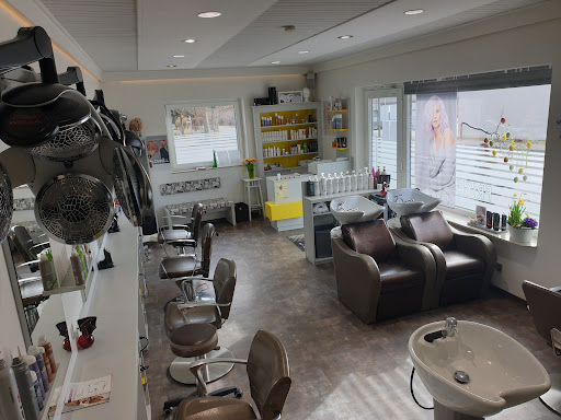 Hair & Style Carina Oblasser – Nußdorf-Debant