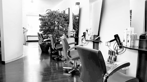 Hair by Moni – Neudrossenfeld