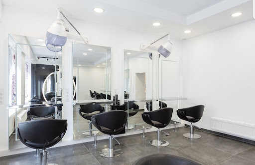 HAIR BY ULLI – Vienna