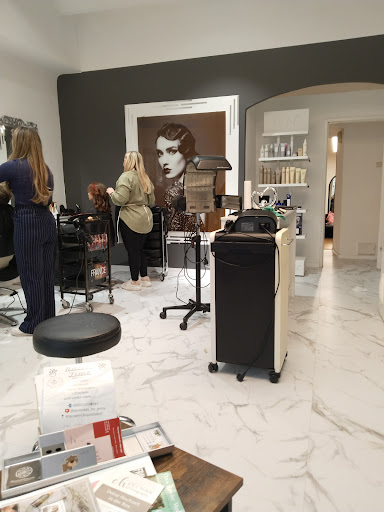 Hair Studio Edona – Mödling