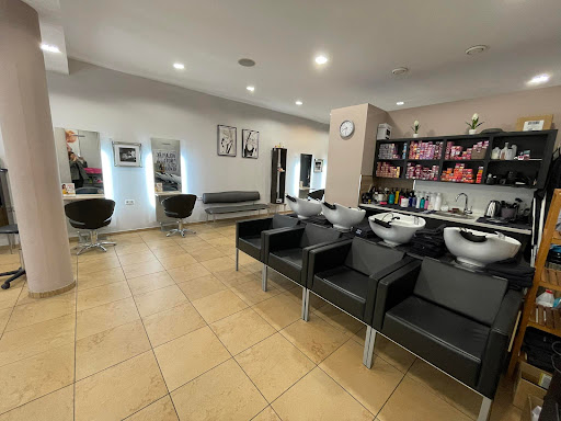 Hairline – Friseursalon – Brixlegg