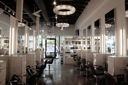 Johnny Rodriguez the Salon – Dallas