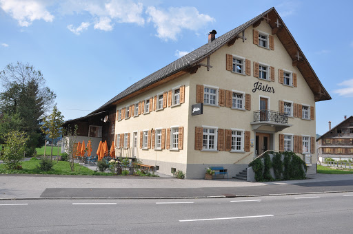Jöslar Lokal – Laden – Kino – Andelsbuch