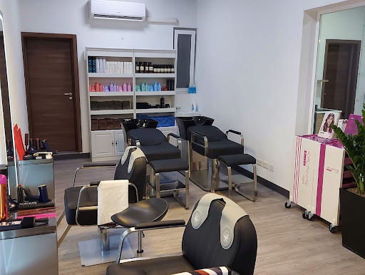 Julia Hair Styling – St Julian’s