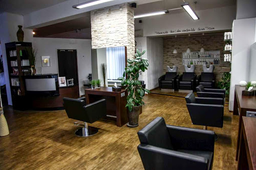 Jürgen Hladovskys KreHaarTiv – Ebreichsdorf