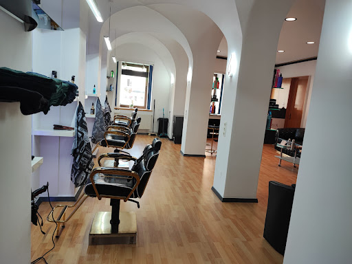 KING FRISEUR – Melk